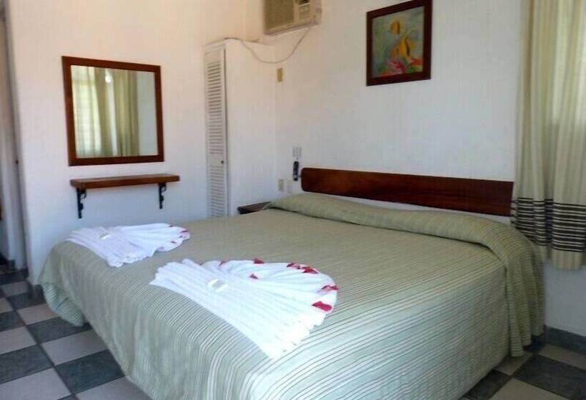 Hotel Jaroje Centro