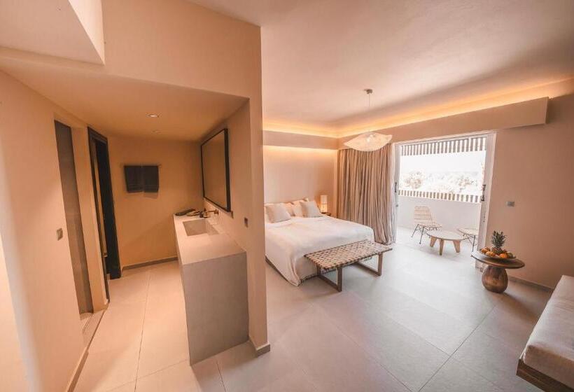 هتل Sentido More Meni Residence