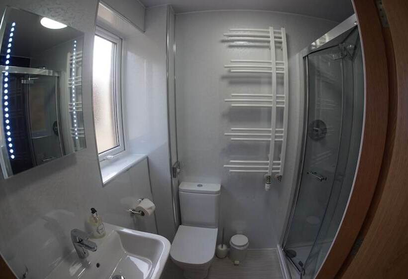 بنسيون Karrawa Guest House