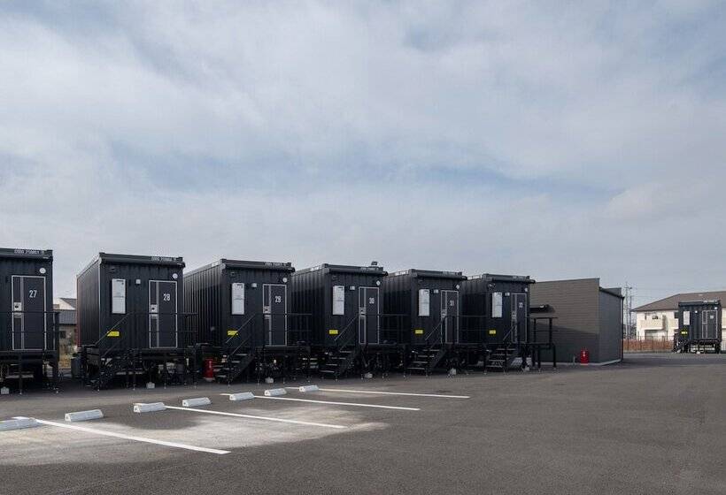 فندق R9 The Yard Sakai
