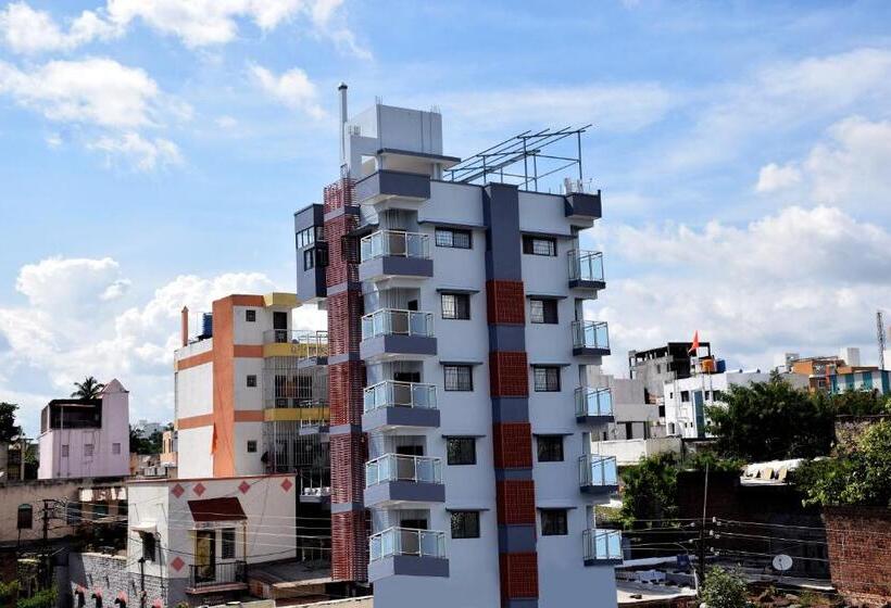 فندق Shankar Residency, Akkalkot