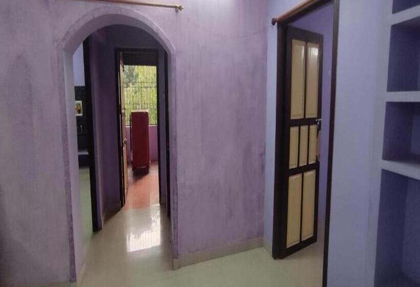 پانسیون Eagle Nest Residency