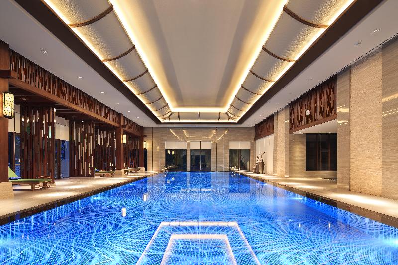 هتل Crowne Plaza Resort Xishuangbanna Parkview By Ihg