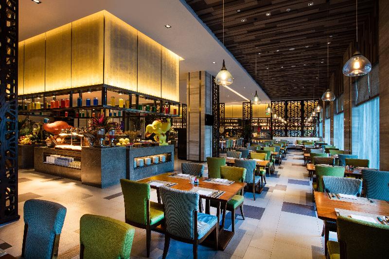 هتل Crowne Plaza Resort Xishuangbanna Parkview By Ihg