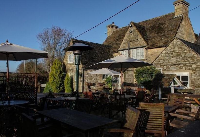 בית מלון כפרי The Tollgate Inn