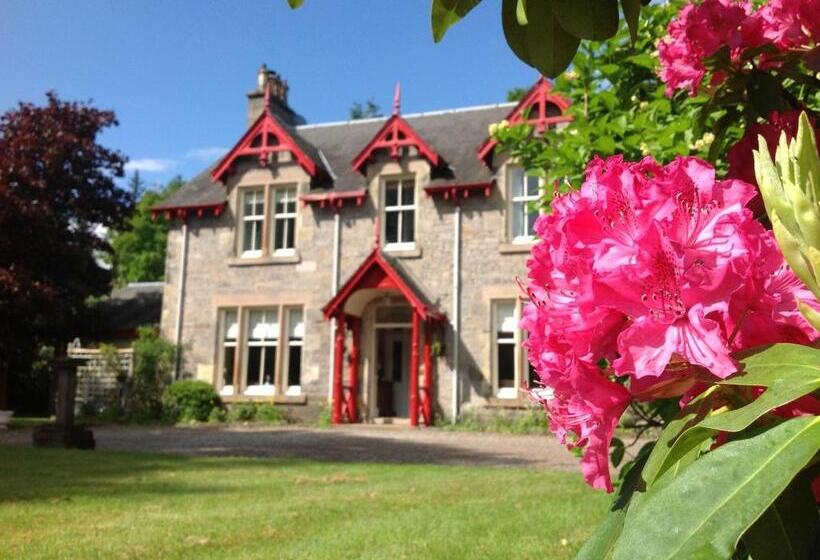 بنسيون Annslea Guest House