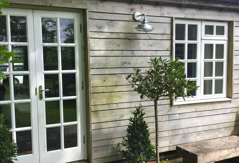 ペンション The Granary Bed And Breakfast