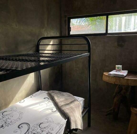 مبيت وإفطار Dumahostel