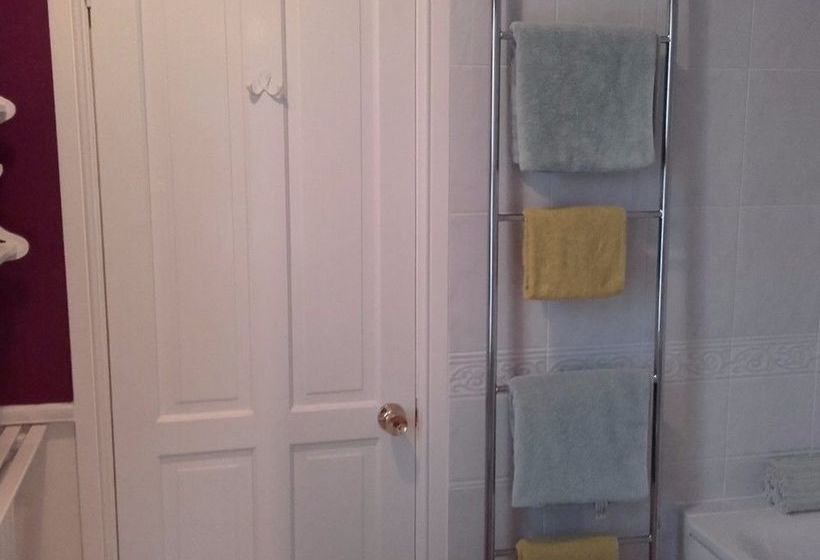 민박 Beaufort Lodge