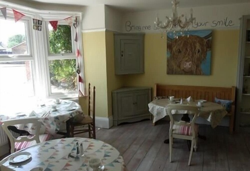 مبيت وإفطار Hooray Henrys