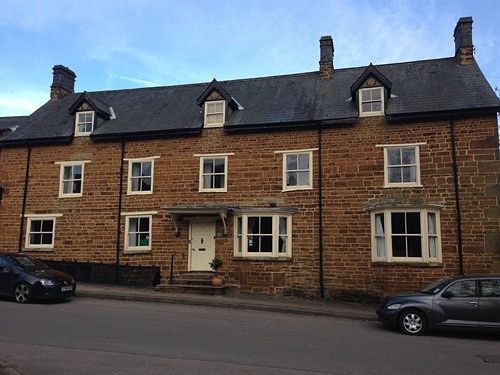 Kendal House B&b