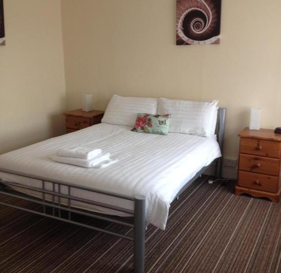 تختخواب و صبحانه Guesthouse At Shepshed Ltd