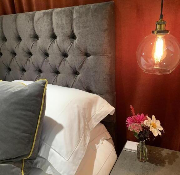 Bootmenders B&b