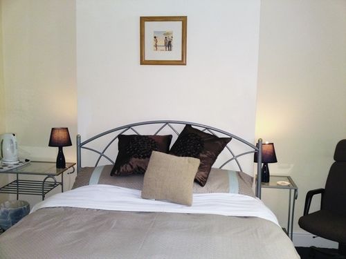 צימר Crestwell House