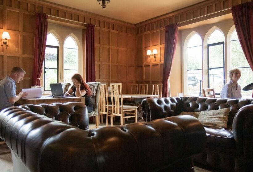 ホテル Castle At Edgehill