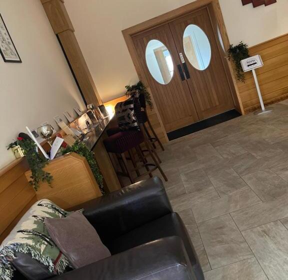 בית מלון כפרי The Hedges