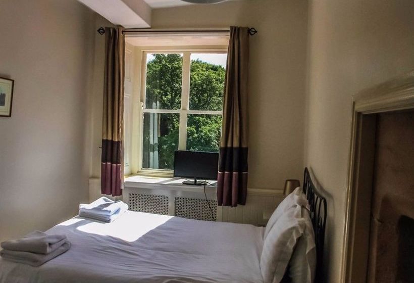 فندق The Manor House