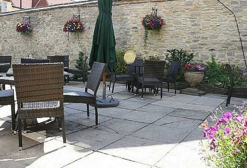 호텔 The Punchbowl Inn