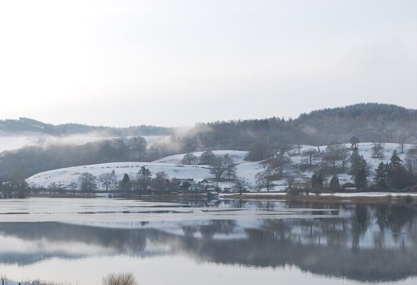 ホテル The Punchbowl