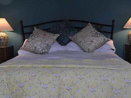 تختخواب و صبحانه Old Ivy House