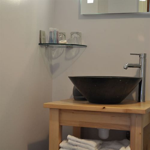 تختخواب و صبحانه Old Ivy House