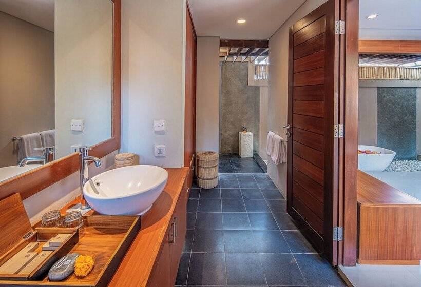 리조트 Nyanyi Sanctuary Villa By Ini Vie Hospitality