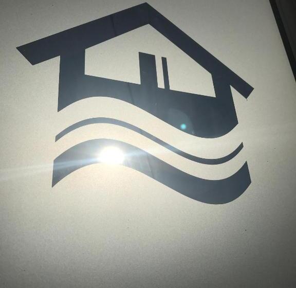 ベッドアンドブレックファースト Beach Front Guest House