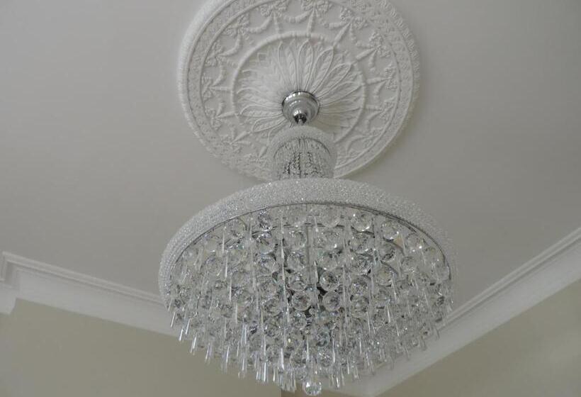 ベッドアンドブレックファースト Beach Front Guest House