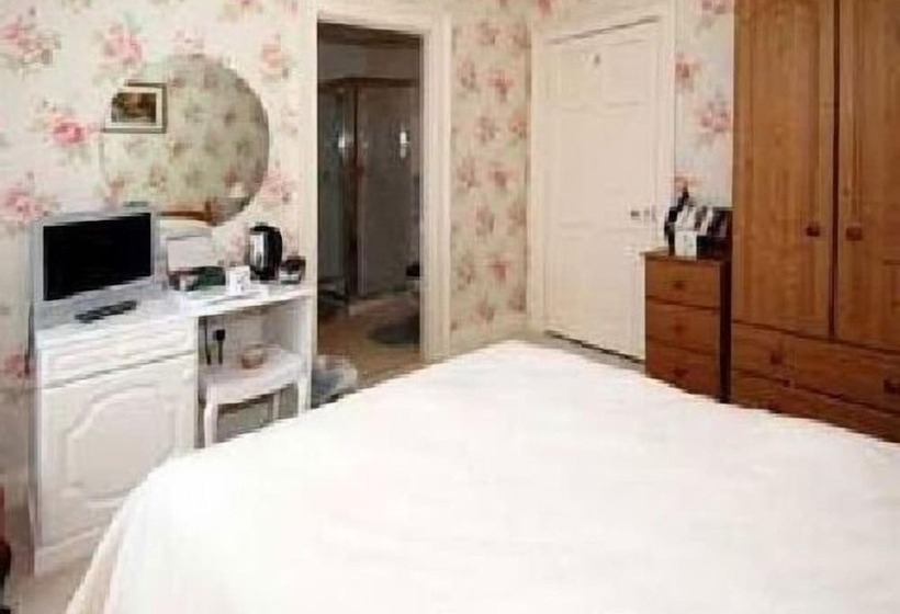 مبيت وإفطار East Horton Farmhouse