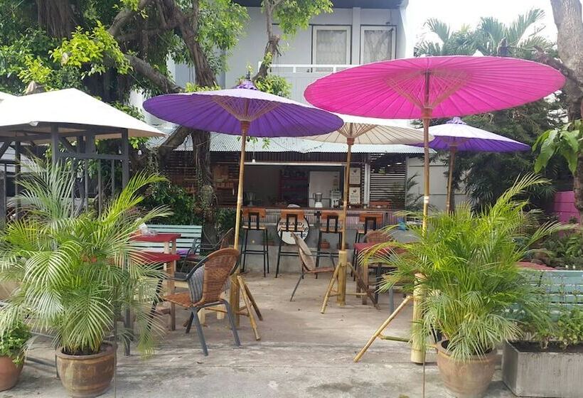 酒店 999 Triple Nine Guesthouse & Hostel Chiangmai