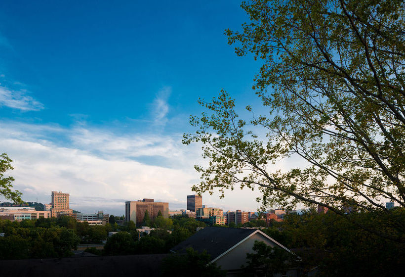 فندق Bunn House  A Boutique