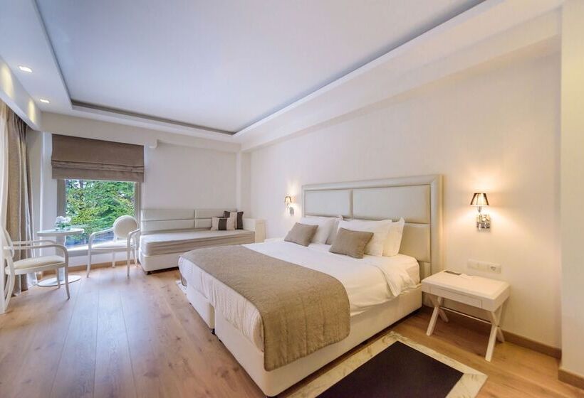 Calma Hotel & Spa
