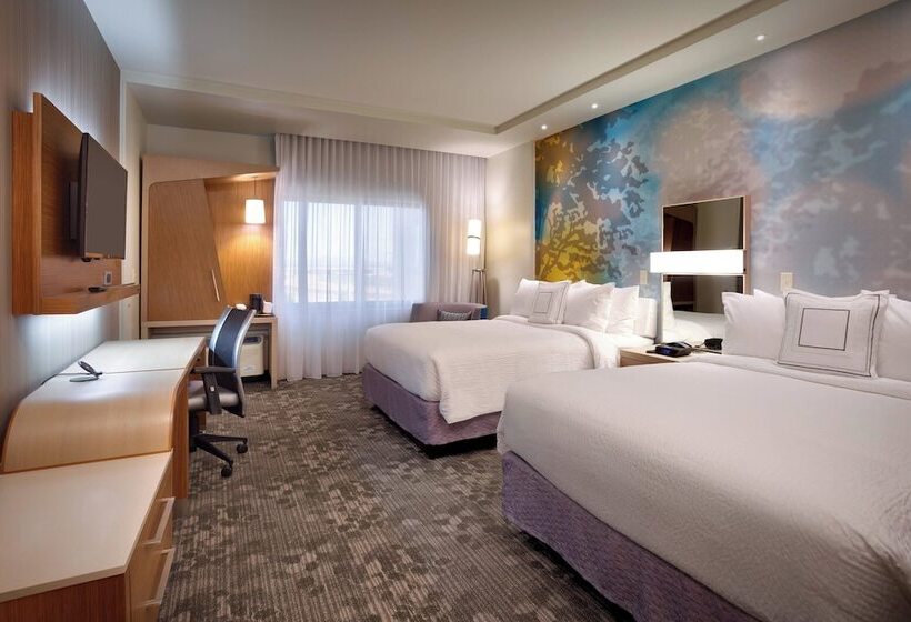 هتل Courtyard By Marriott Phoenix Mesa Gateway Airport