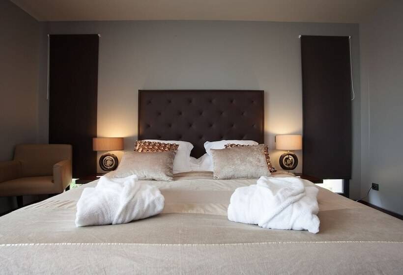 هتل Domaine De Chalvêches Hôtel Spa 4
