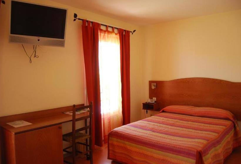 فندق Hôtel De L'orb