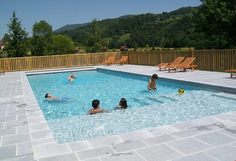 בית מלון כפרי Lac Des Graves