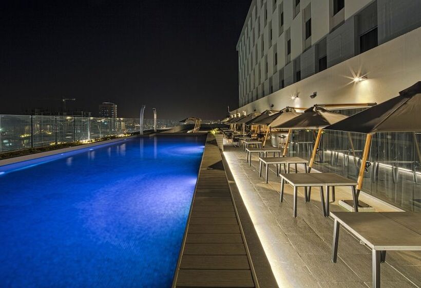 هتل Movich Buro 51