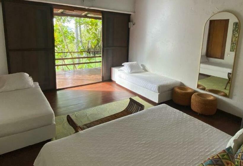 هتل On Vacation Acantilado De La Tierra