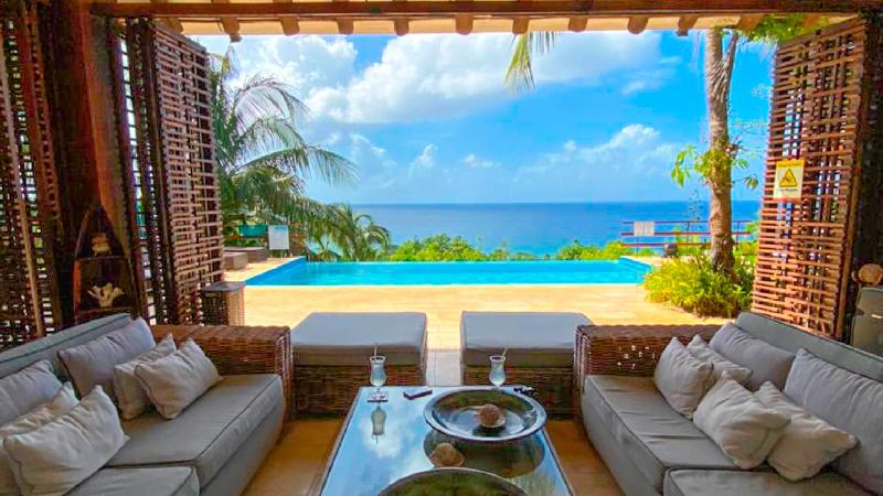 هتل On Vacation Acantilado De La Tierra