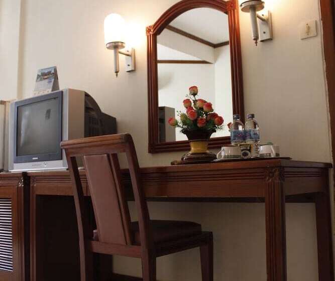 هتل Surya Pesona Beach