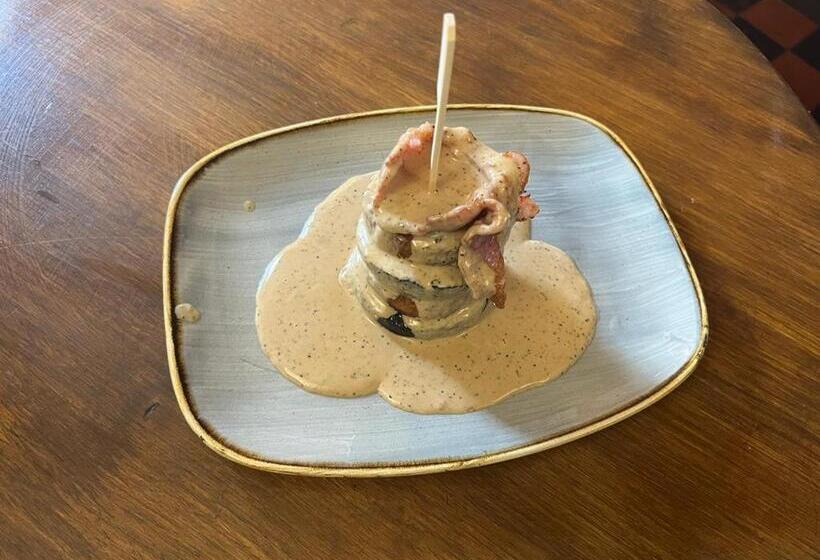 ホテル The Black Horse Inn