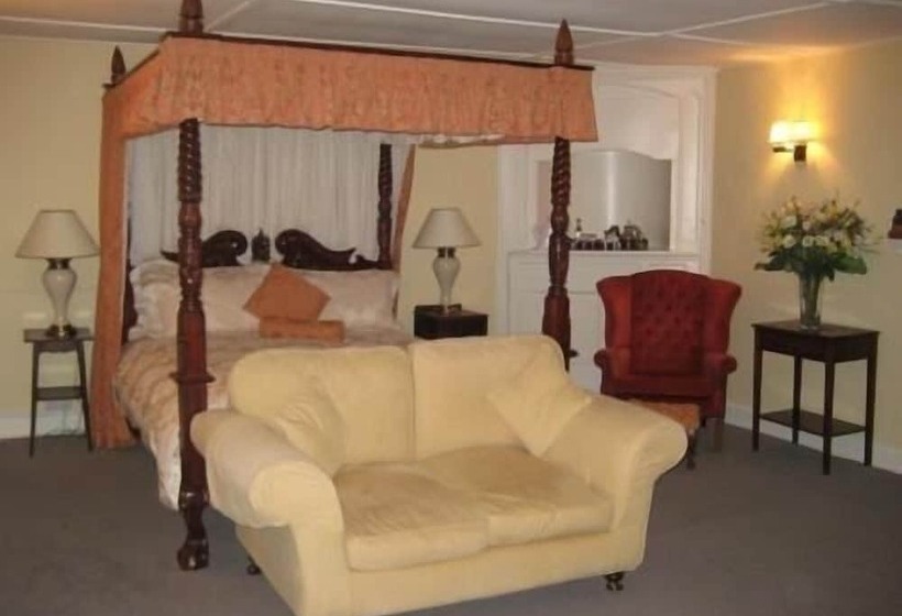 酒店 The Pack Horse Inn