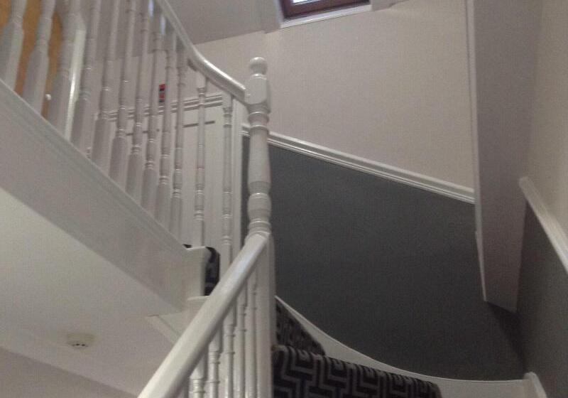 بنسيون Cassandra Guest House