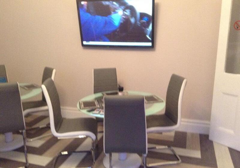 بنسيون Cassandra Guest House