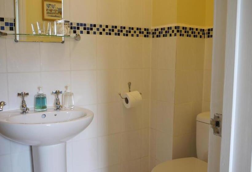 ペンション Gable Lodge Guest House