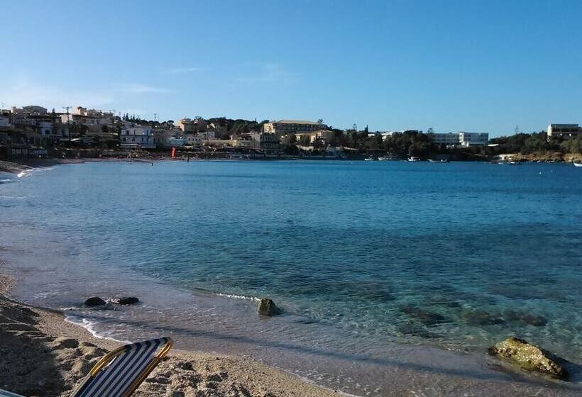 فندق Fotula Studios