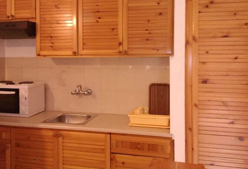 فندق Fotula Studios