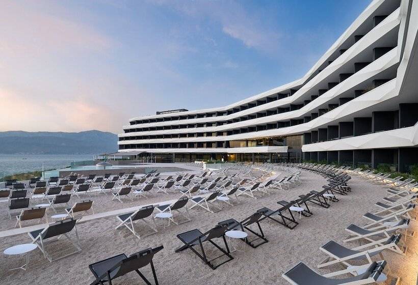 Grand Hotel View