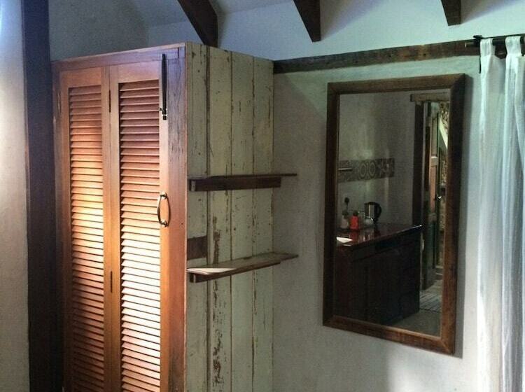 هتل Panji Panji Tropical Wooden Home