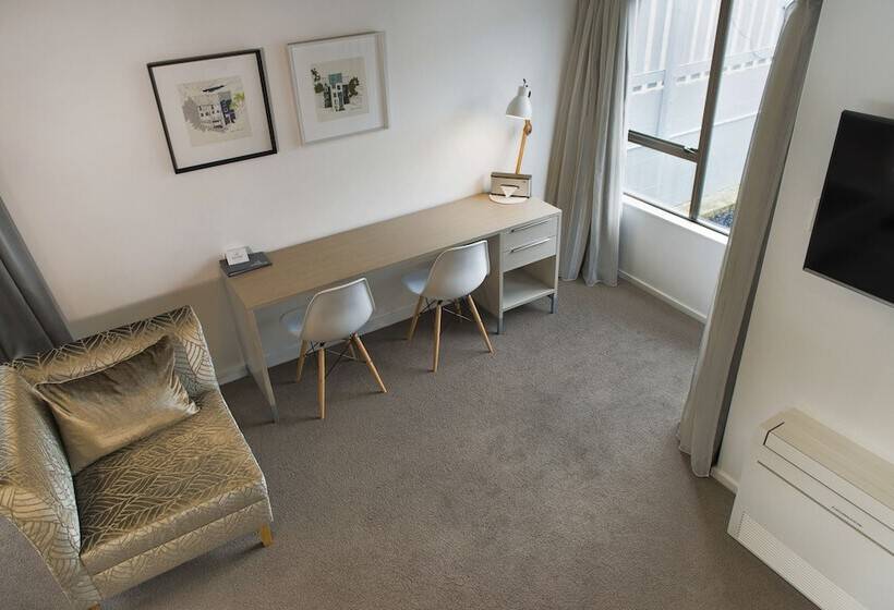 مُتل Aria On Bank